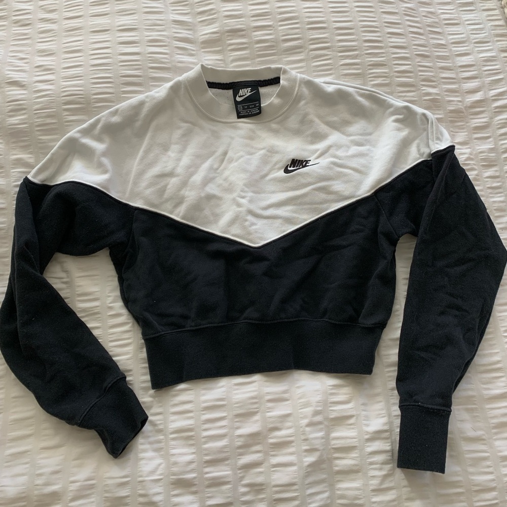 Nike Cropped Sweatshirt